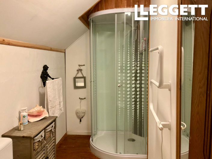 Image No.9-4 Bed House for sale