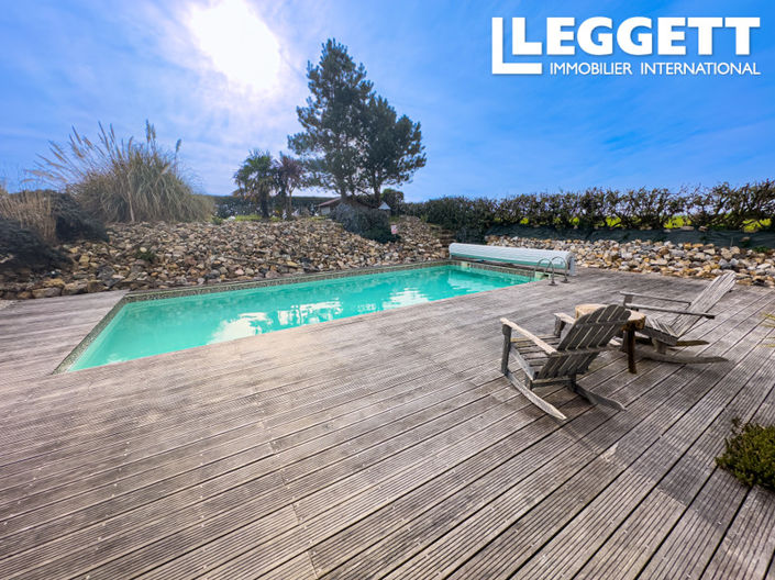 Image No.2-4 Bed House for sale