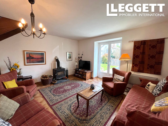 Image No.2-3 Bed House for sale