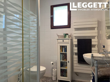 ahr0chm6ly9jzg4uagvzdglhlmltbw8vaw1hz2uvvevom