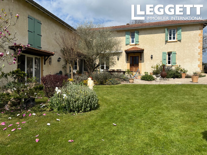Image No.1-4 Bed House for sale