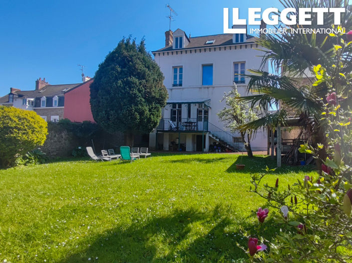 Image No.2-8 Bed House for sale