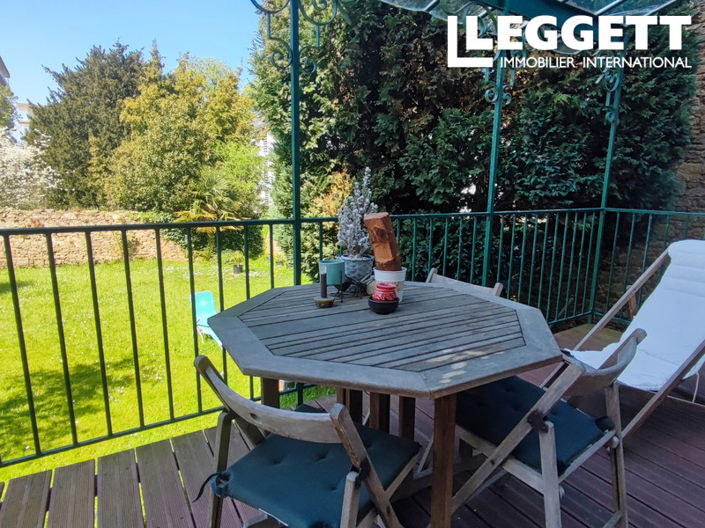 Image No.3-8 Bed House for sale