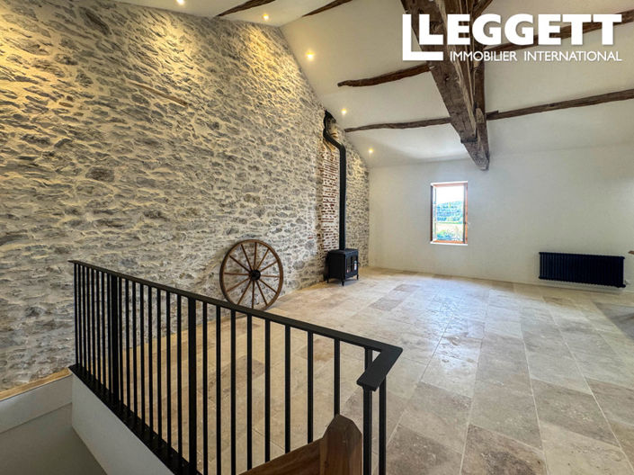 Image No.3-3 Bed House for sale