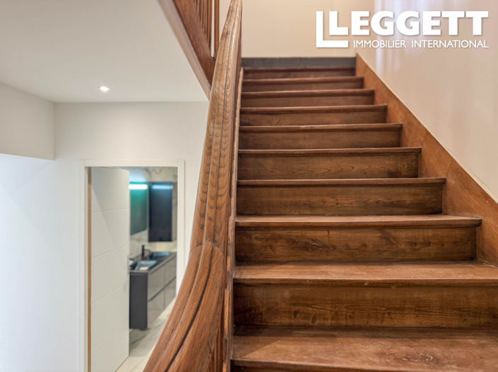 Image No.5-3 Bed House for sale