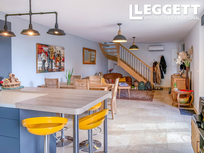 Image No.9-4 Bed House for sale