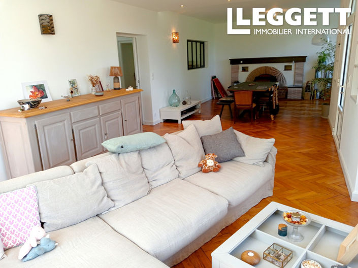 Image No.3-4 Bed House for sale