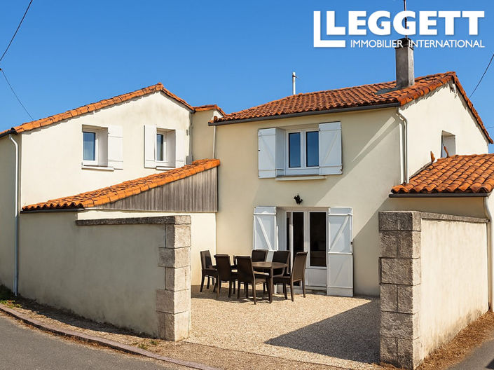 Image No.1-5 Bed House for sale