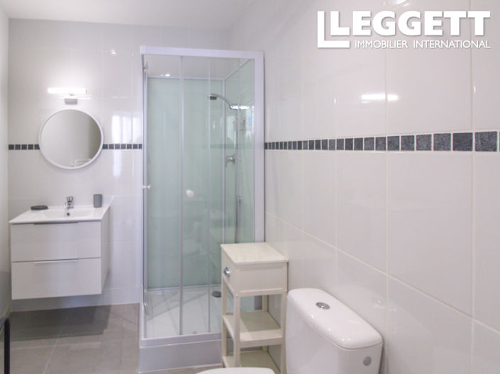 Image No.9-3 Bed House for sale