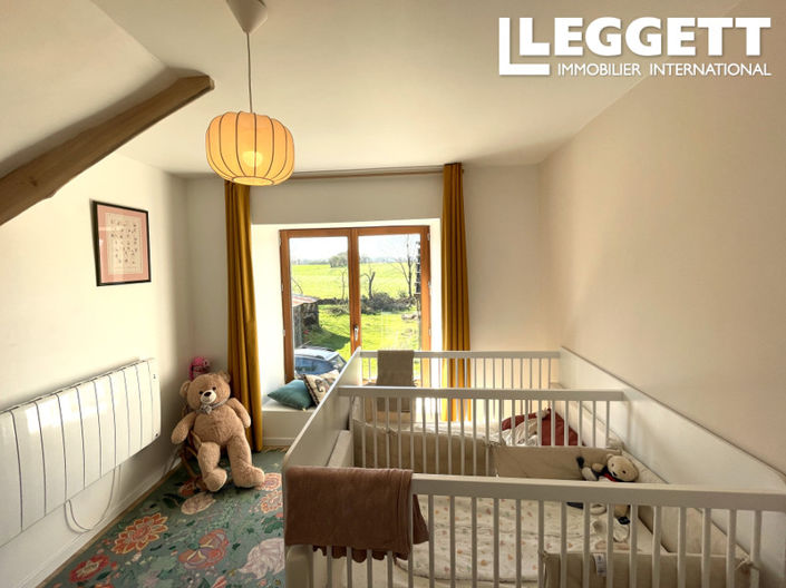 Image No.9-3 Bed House for sale