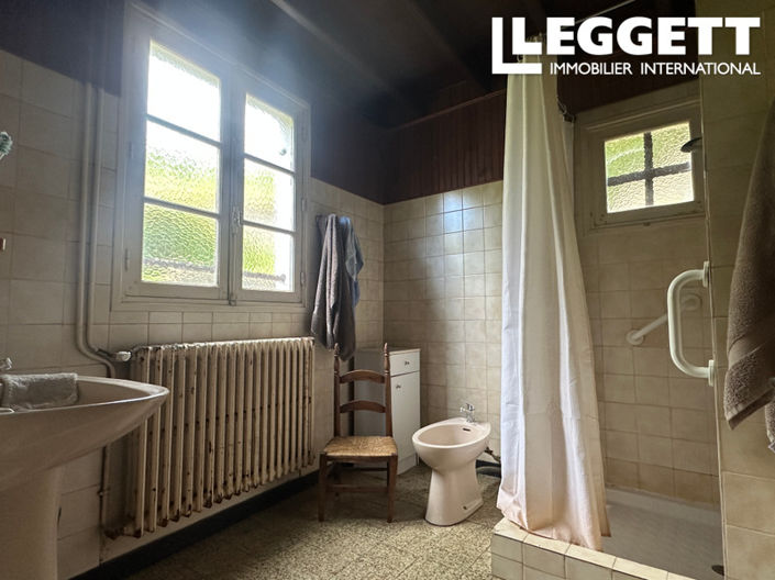 Image No.6-4 Bed House for sale