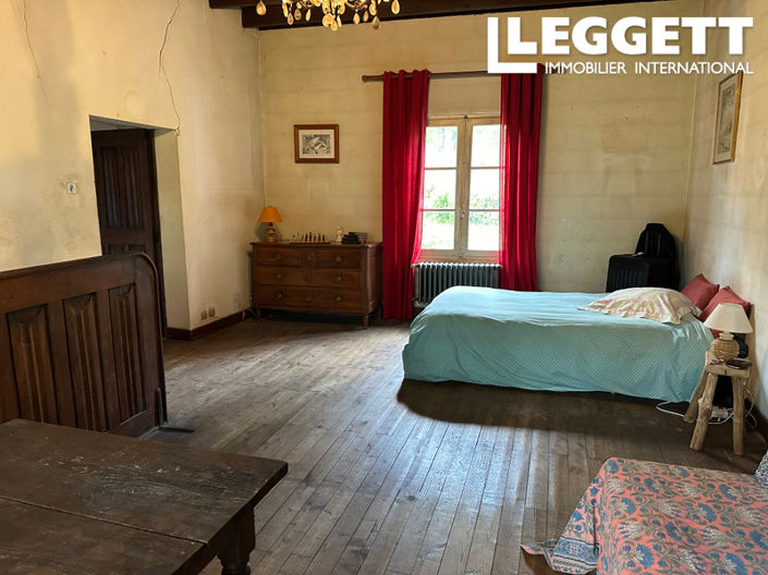 Image No.7-4 Bed House for sale