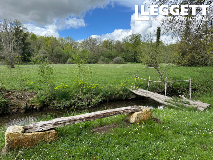 Image No.9-4 Bed House for sale