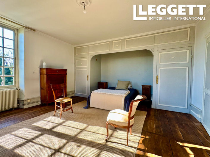 Image No.9-4 Bed House for sale