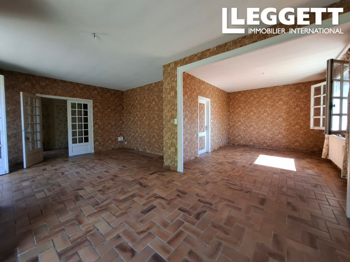 Image No.4-5 Bed House for sale