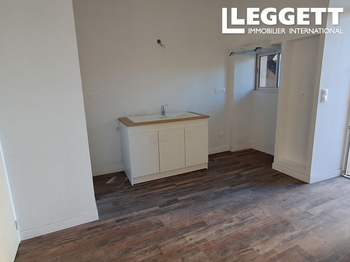 Image No.4-2 Bed House for sale