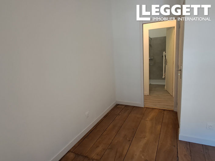 Image No.9-2 Bed House for sale