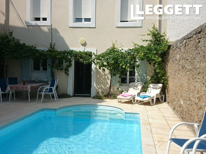 Image No.10-6 Bed House for sale