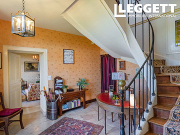 ahr0chm6ly9jzg4uagvzdglhlmltbw8vaw1hz2uvvevom