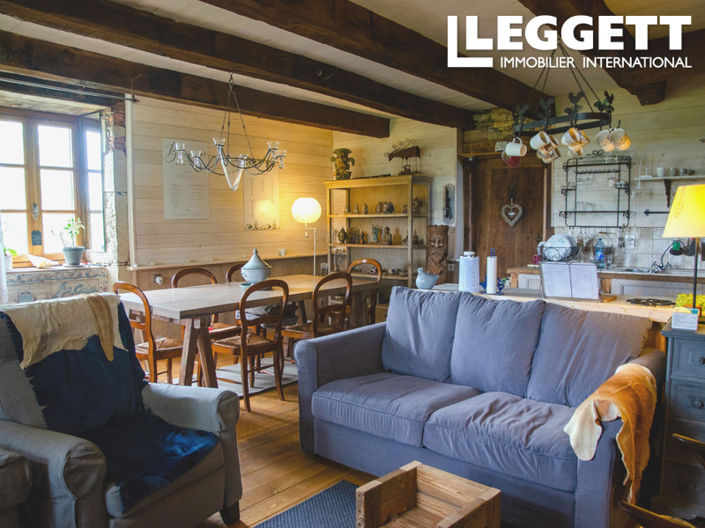 Image No.3-8 Bed House for sale