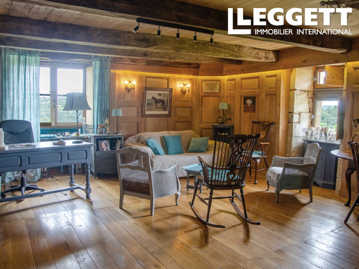 Image No.4-8 Bed House for sale