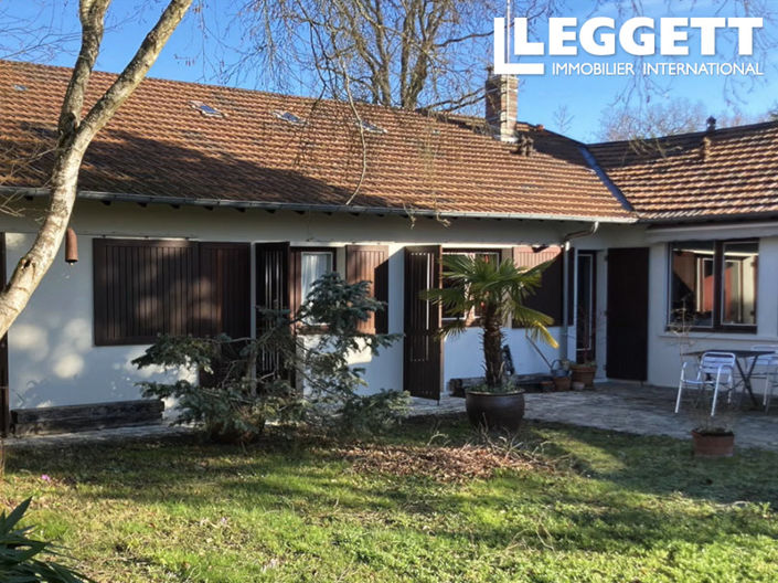 Image No.10-3 Bed House for sale