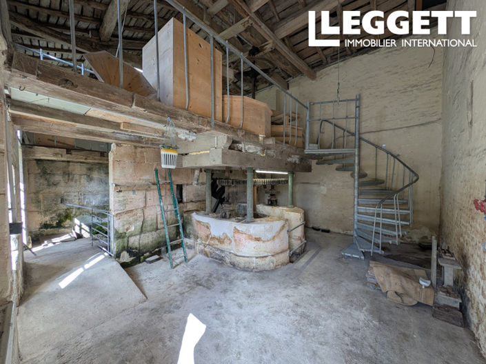 Image No.9-4 Bed House for sale