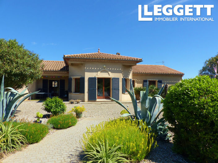 Image No.2-4 Bed House for sale