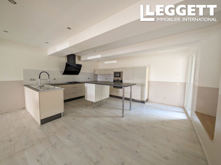 Image No.1-3 Bed House for sale