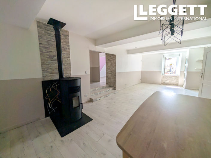 Image No.2-3 Bed House for sale