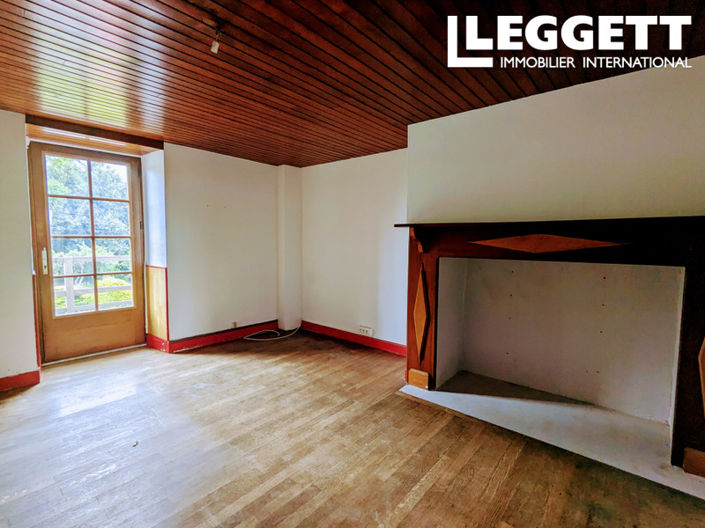 Image No.6-3 Bed House for sale