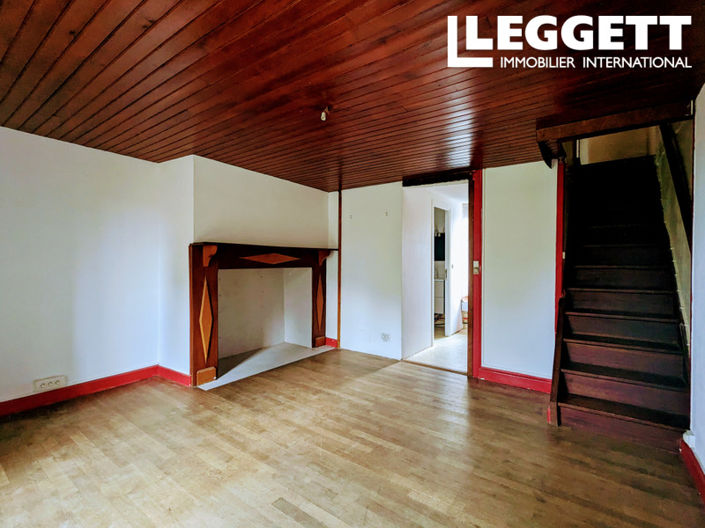 Image No.8-3 Bed House for sale