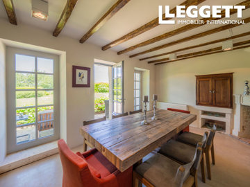 ahr0chm6ly9jzg4uagvzdglhlmltbw8vaw1hz2uvvevom