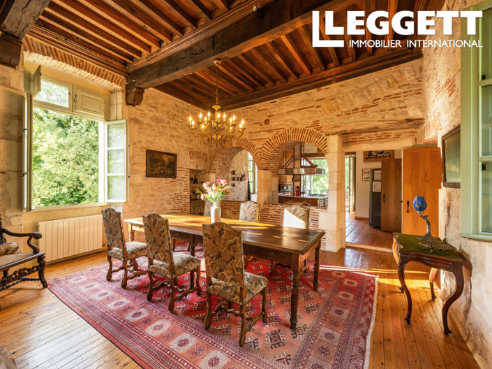 Image No.7-5 Bed House for sale