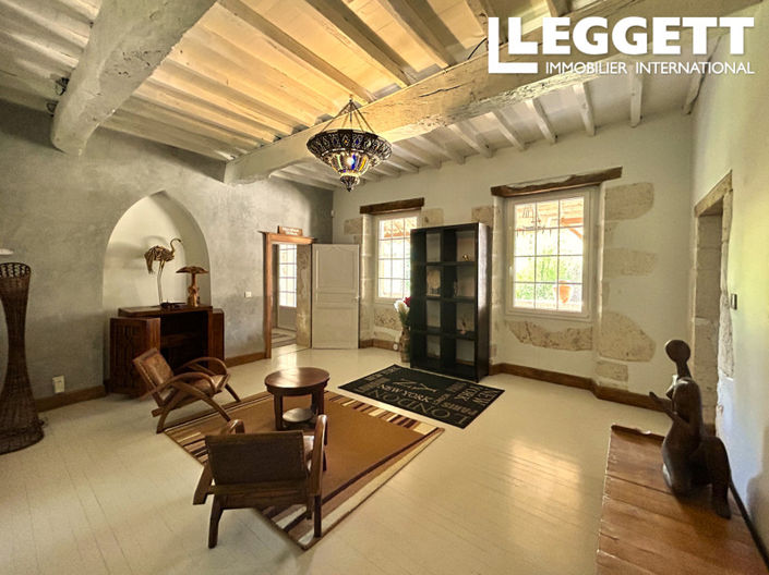 Image No.5-11 Bed House for sale