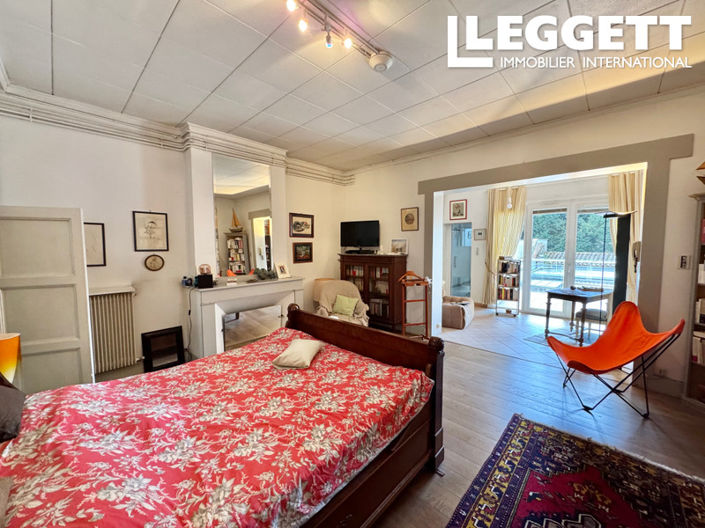 Image No.4-5 Bed House for sale