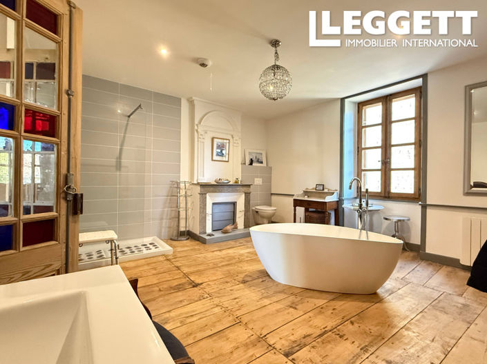 Image No.9-3 Bed House for sale