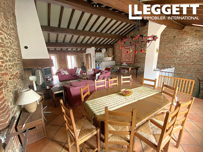 Image No.1-5 Bed House for sale