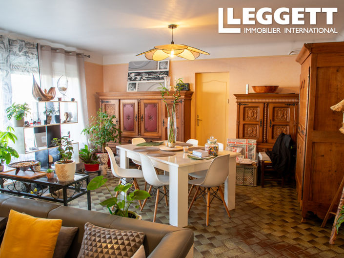 Image No.5-6 Bed House for sale