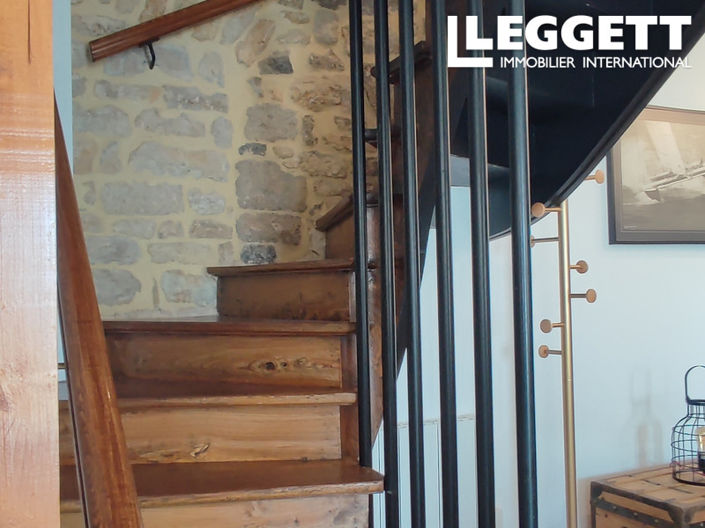 Image No.9-3 Bed House for sale