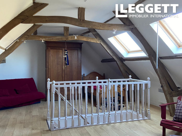 Image No.10-5 Bed House for sale