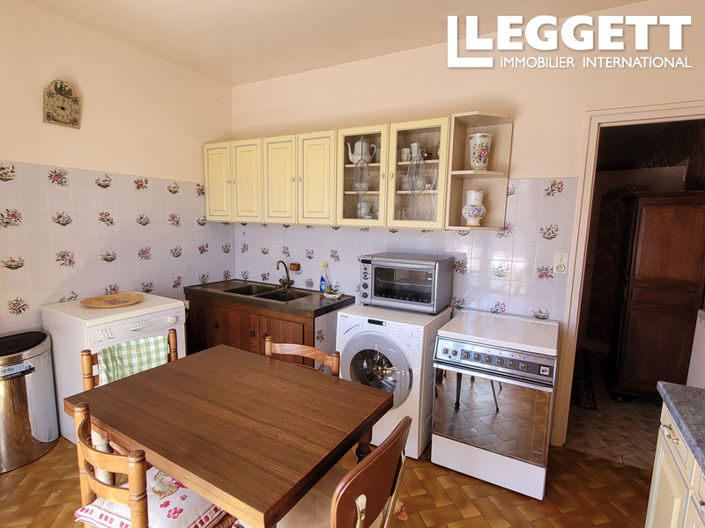 Image No.6-5 Bed House for sale