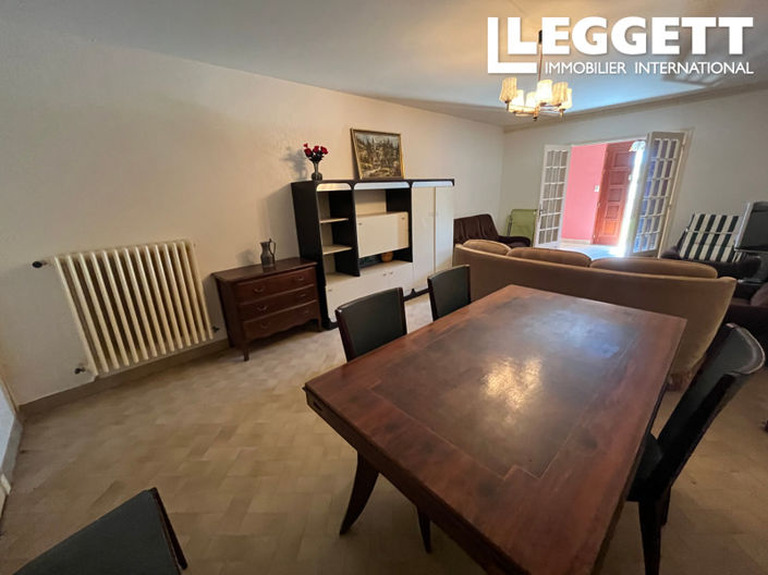 Image No.9-5 Bed House for sale