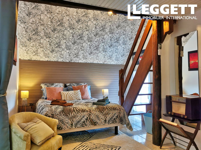 Image No.9-2 Bed House for sale