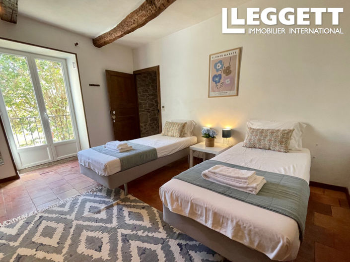 Image No.7-4 Bed House for sale