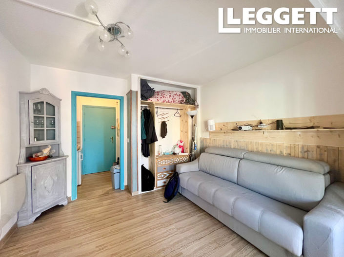 Image No.4-Apartment for sale