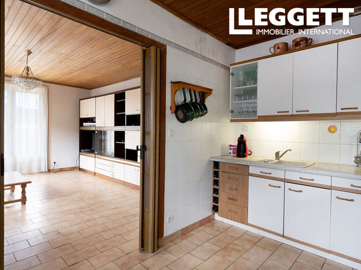 Image No.4-2 Bed House for sale