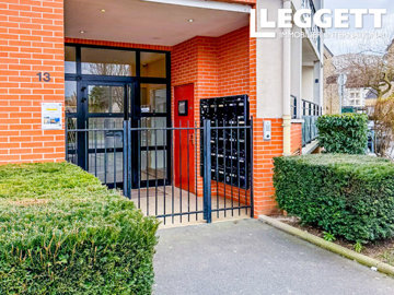 ahr0chm6ly9jzg4uagvzdglhlmltbw8vaw1hz2uvvevom