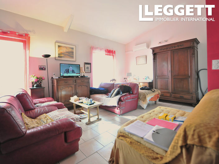 Image No.6-2 Bed House for sale