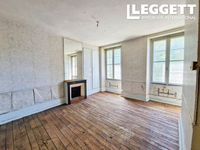 Image No.7-6 Bed House for sale